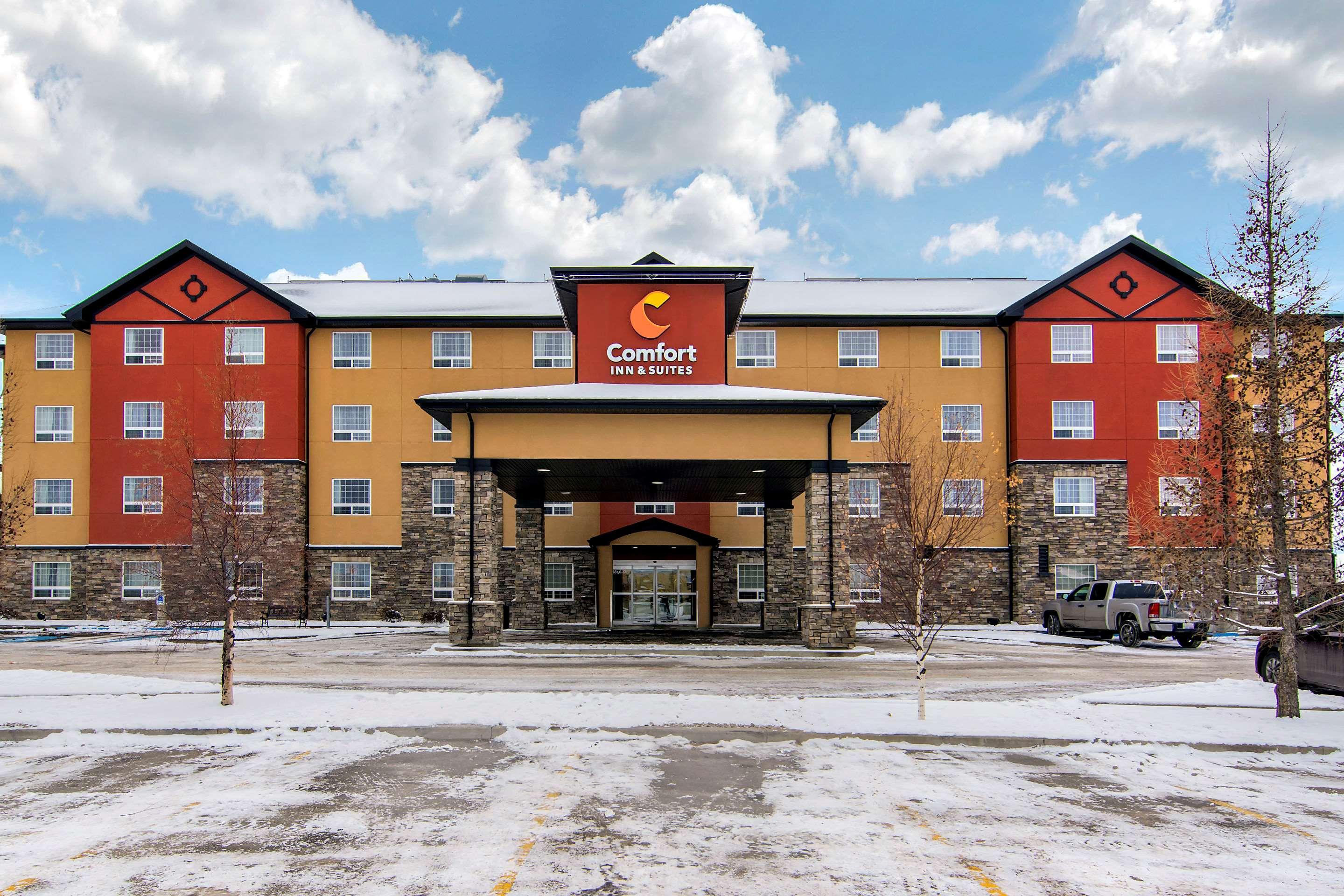 Comfort Inn&Suites Red Deer Buitenkant foto