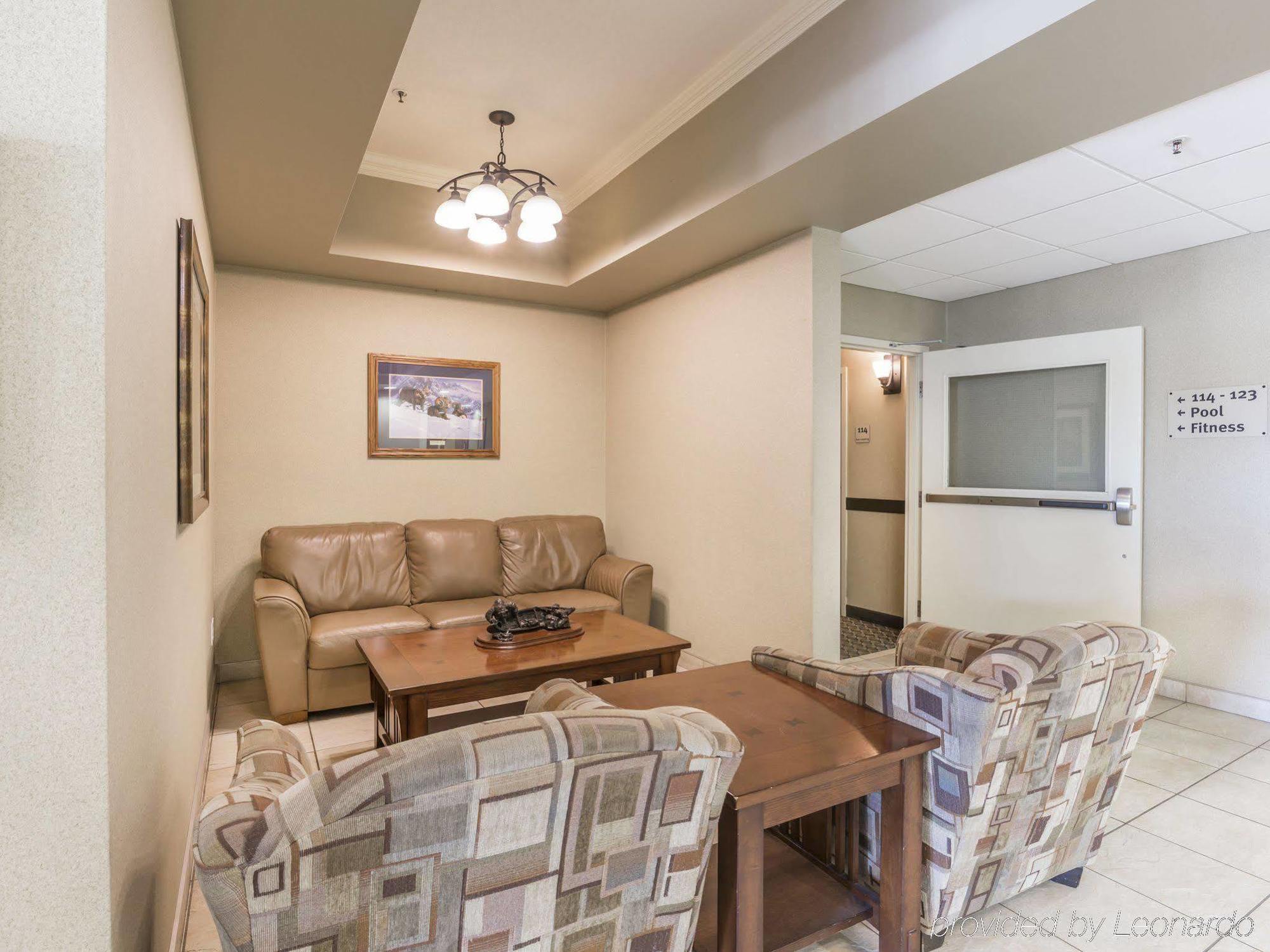 Comfort Inn&Suites Red Deer Buitenkant foto