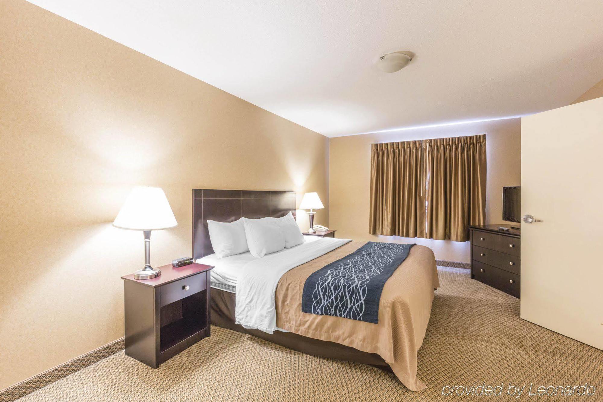 Comfort Inn&Suites Red Deer Buitenkant foto